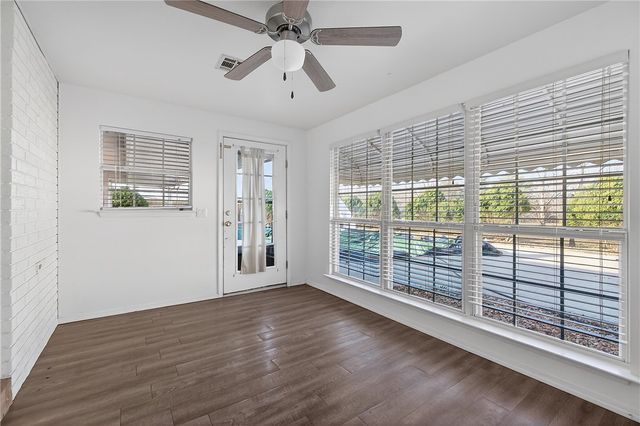 910 26th Street, Rogers, AR 72756