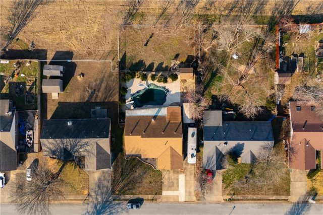 910 26th Street, Rogers, AR 72756