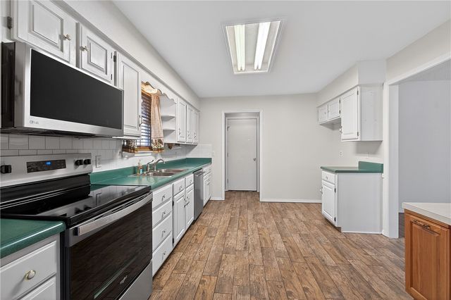 910 26th Street, Rogers, AR 72756