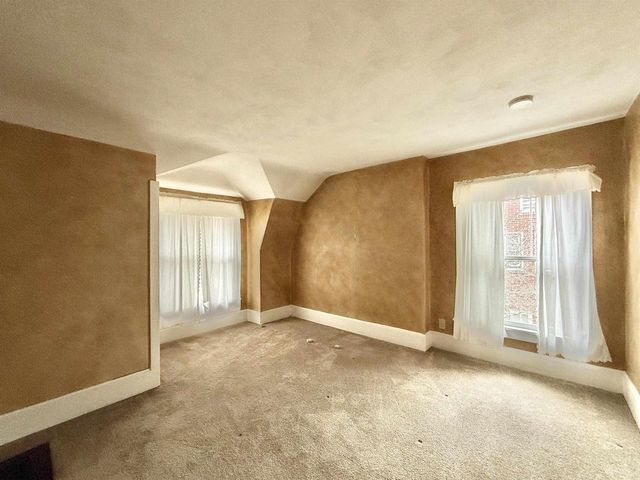 647 Milwaukee Road, Beloit, WI 53511