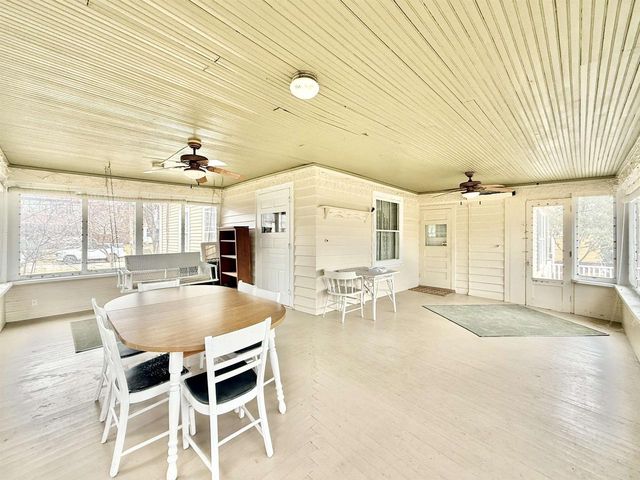 647 Milwaukee Road, Beloit, WI 53511