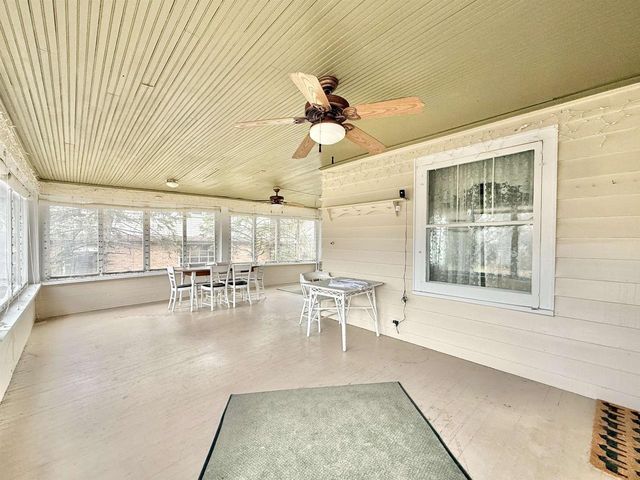 647 Milwaukee Road, Beloit, WI 53511