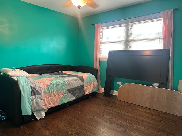 600 Escanaba Avenue, Calumet City, IL 60409