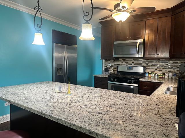 600 Escanaba Avenue, Calumet City, IL 60409