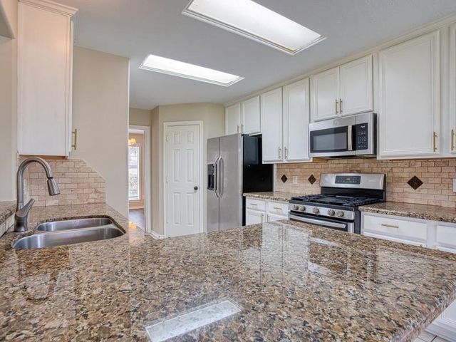 26610 Surrey Park Lane, Katy, TX 77494