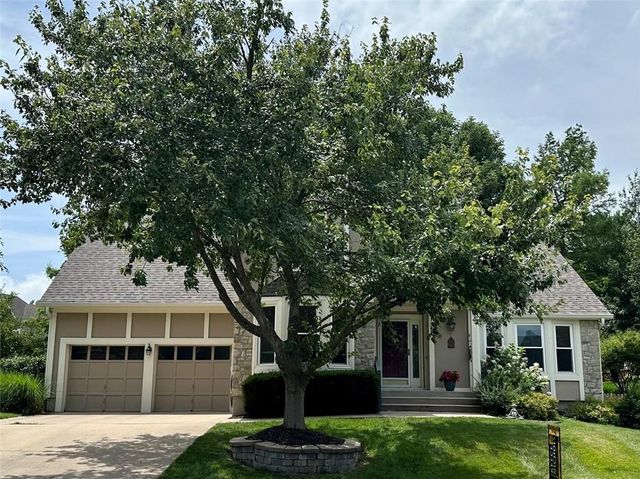 12818 Bond Street, Overland Park, KS 66213