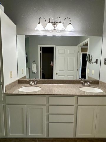 12818 Bond Street, Overland Park, KS 66213