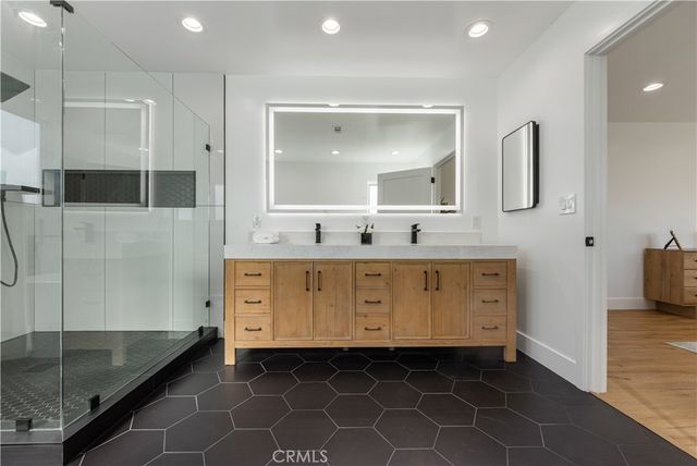 1812 E Cyrene, Carson, CA 90746