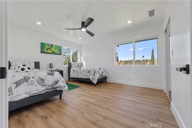 1812 E Cyrene, Carson, CA 90746