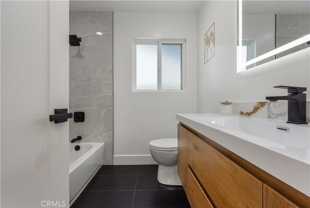 1812 E Cyrene, Carson, CA 90746