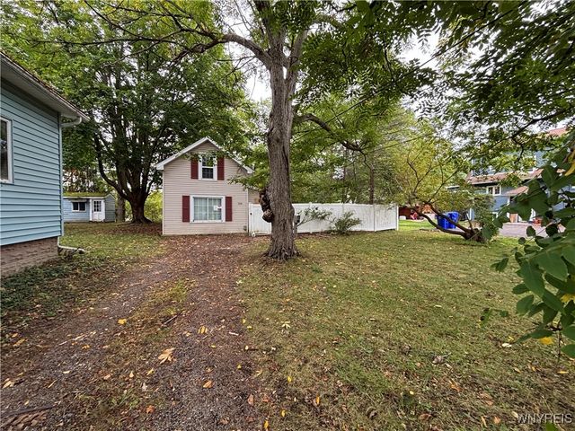 799 Main Street, West Seneca, NY 14224