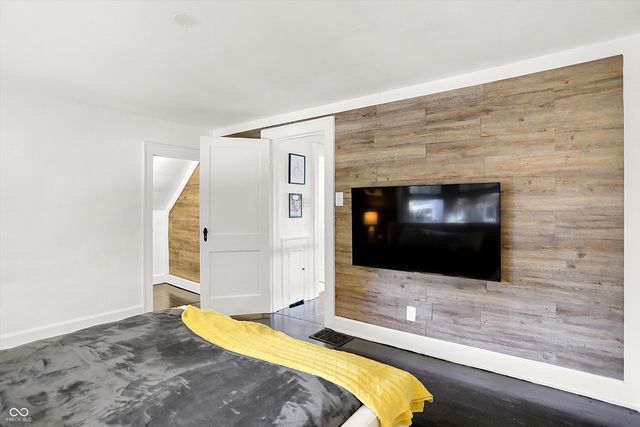 524 E 53rd Street, Indianapolis, IN 46220