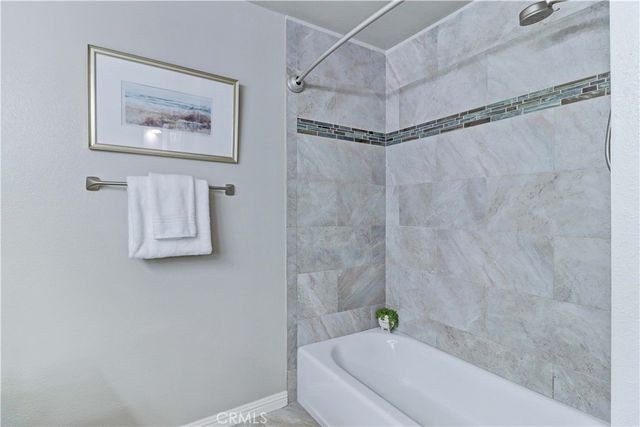 3605 E Anaheim Street 102, Long Beach, CA 90804