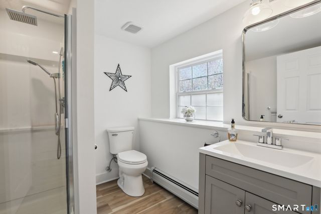 10 Capitol Drive, Newtown, CT 06482