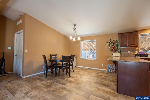 5287 Crystal St NE 226, Salem, OR 97305