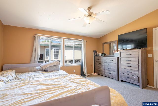5287 Crystal St NE 226, Salem, OR 97305