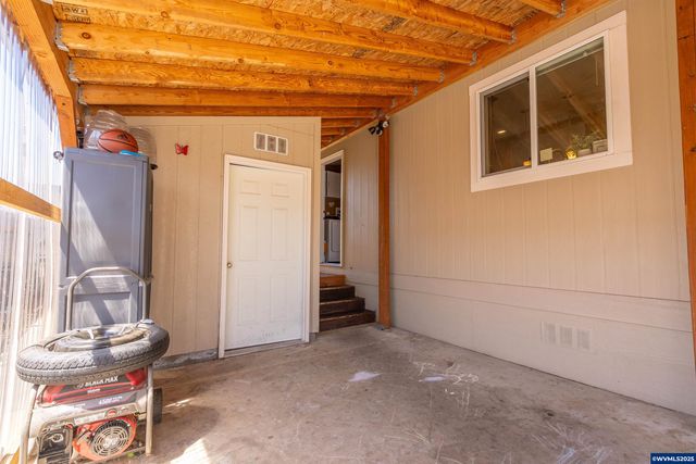 5287 Crystal St NE 226, Salem, OR 97305
