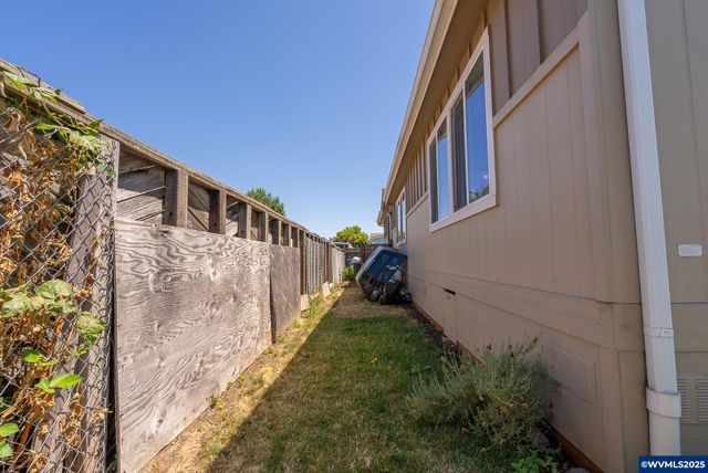 5287 Crystal St NE 226, Salem, OR 97305