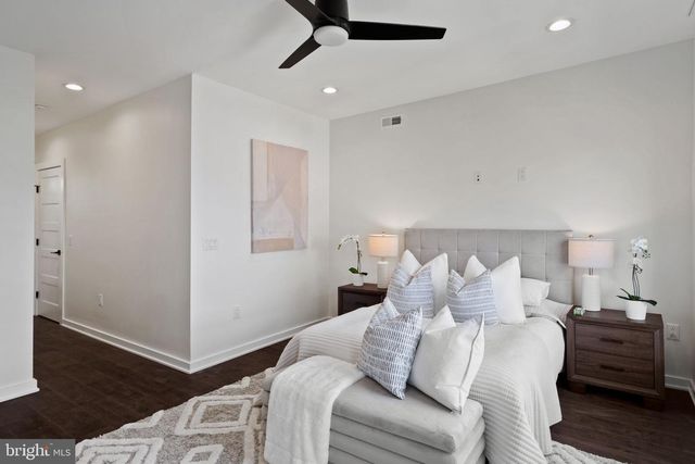 2235 N HOPE ST, Philadelphia, PA 19133