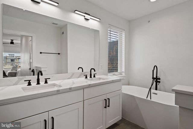 2235 N HOPE ST, Philadelphia, PA 19133