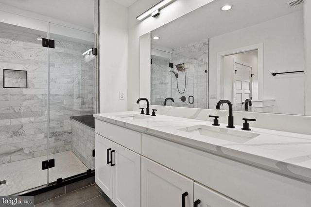 2235 N HOPE ST, Philadelphia, PA 19133