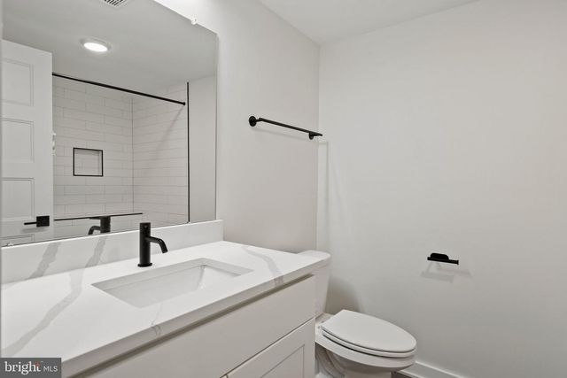 2235 N HOPE ST, Philadelphia, PA 19133