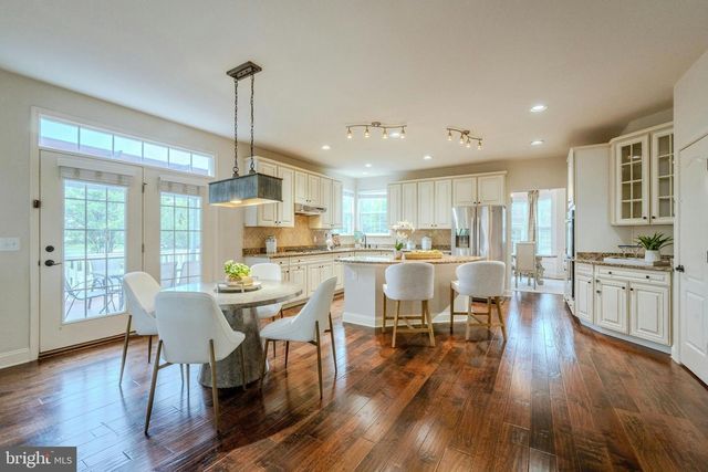 42134 AUTUMN RAIN CIR, Brambleton, VA 20148