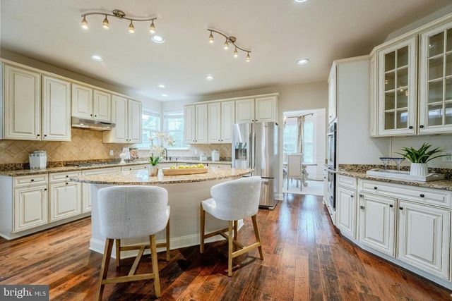 42134 AUTUMN RAIN CIR, Brambleton, VA 20148