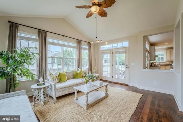 42134 AUTUMN RAIN CIR, Brambleton, VA 20148