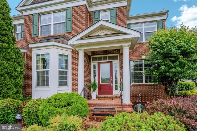 42134 AUTUMN RAIN CIR, Brambleton, VA 20148