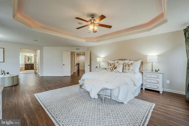 42134 AUTUMN RAIN CIR, Brambleton, VA 20148