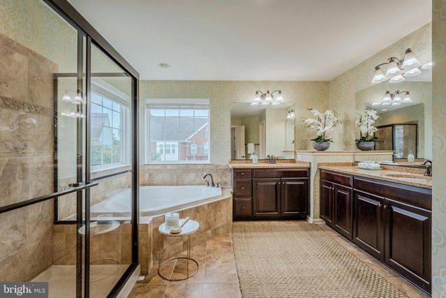 42134 AUTUMN RAIN CIR, Brambleton, VA 20148