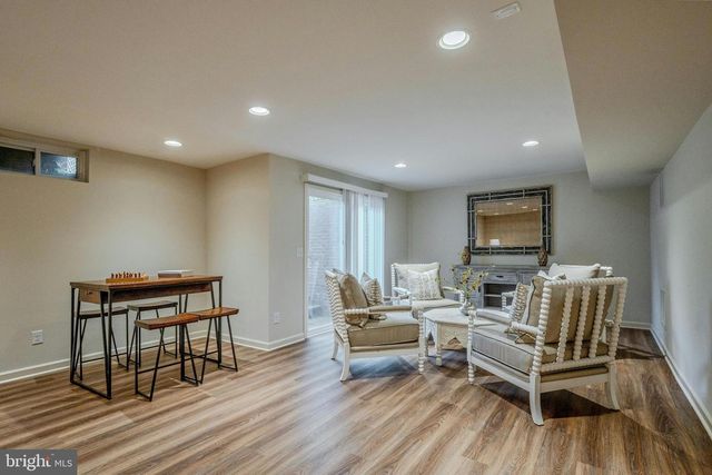 42134 AUTUMN RAIN CIR, Brambleton, VA 20148
