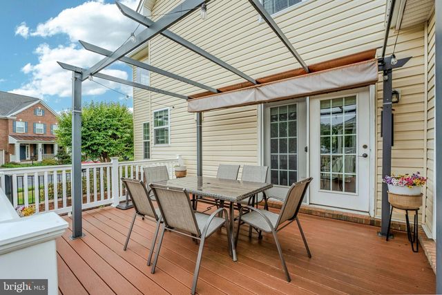42134 AUTUMN RAIN CIR, Brambleton, VA 20148