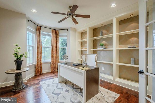 42134 AUTUMN RAIN CIR, Brambleton, VA 20148