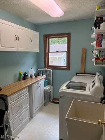 239 Cornes Road, Little Hocking, OH 45742