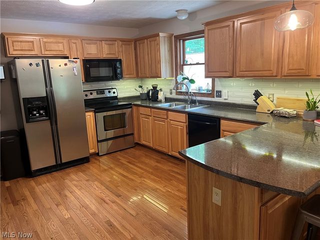 239 Cornes Road, Little Hocking, OH 45742