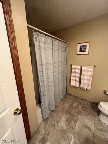 239 Cornes Road, Little Hocking, OH 45742
