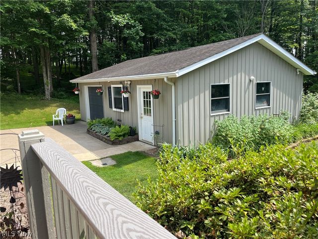 239 Cornes Road, Little Hocking, OH 45742