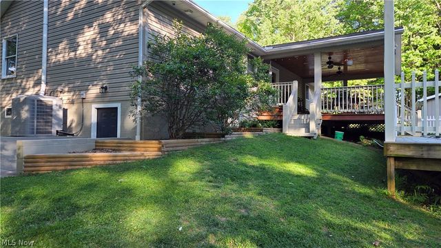 239 Cornes Road, Little Hocking, OH 45742