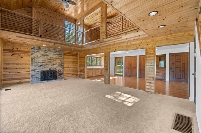 10482 Lake Shore Drive, Conroe, TX 77303