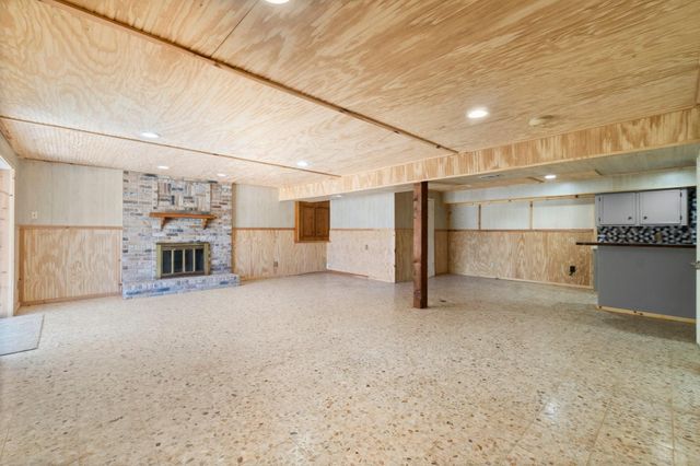 10482 Lake Shore Drive, Conroe, TX 77303