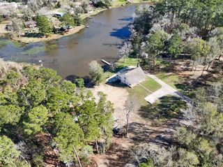 10482 Lake Shore Drive, Conroe, TX 77303