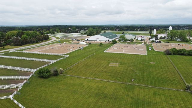 36537 N Fox Hill Drive, Wadsworth, IL 60083