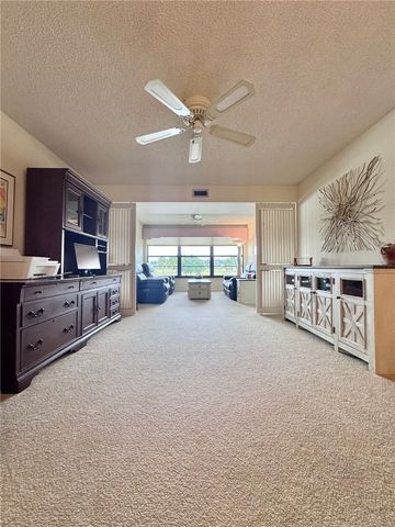 37 Plantation Drive 206, Vero Beach, FL 32966
