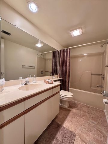 37 Plantation Drive 206, Vero Beach, FL 32966