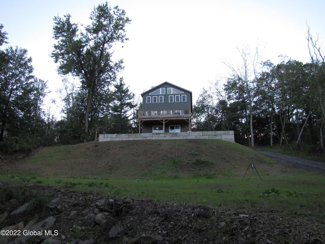 44 Abbey Road, Berne, NY 12023