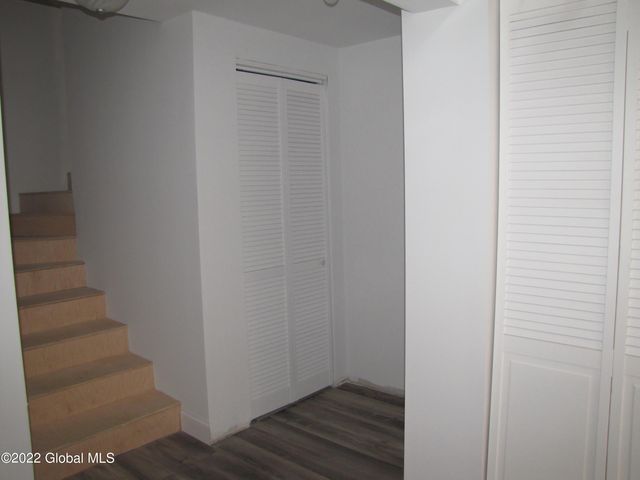 44 Abbey Road, Berne, NY 12023
