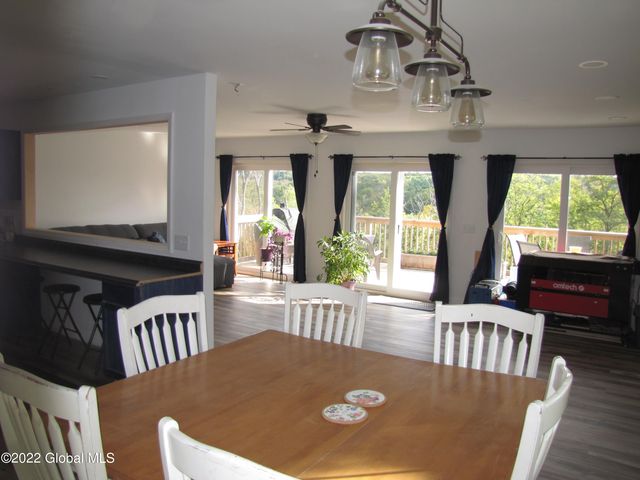 44 Abbey Road, Berne, NY 12023