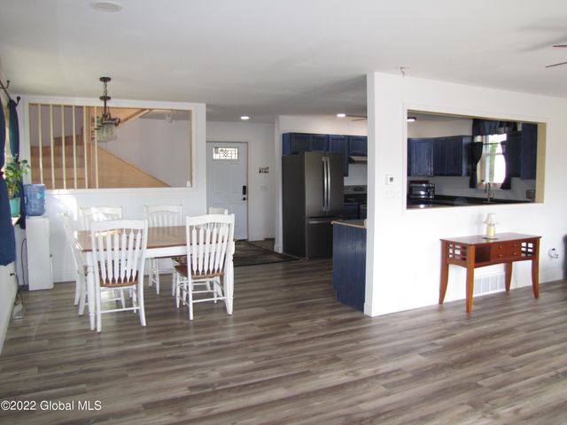 44 Abbey Road, Berne, NY 12023